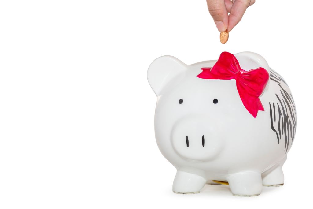 white ceramic piggy bank student loans guide
